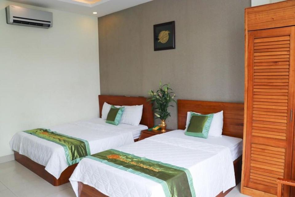 Pelican Nha Trang Hotel Exterior photo