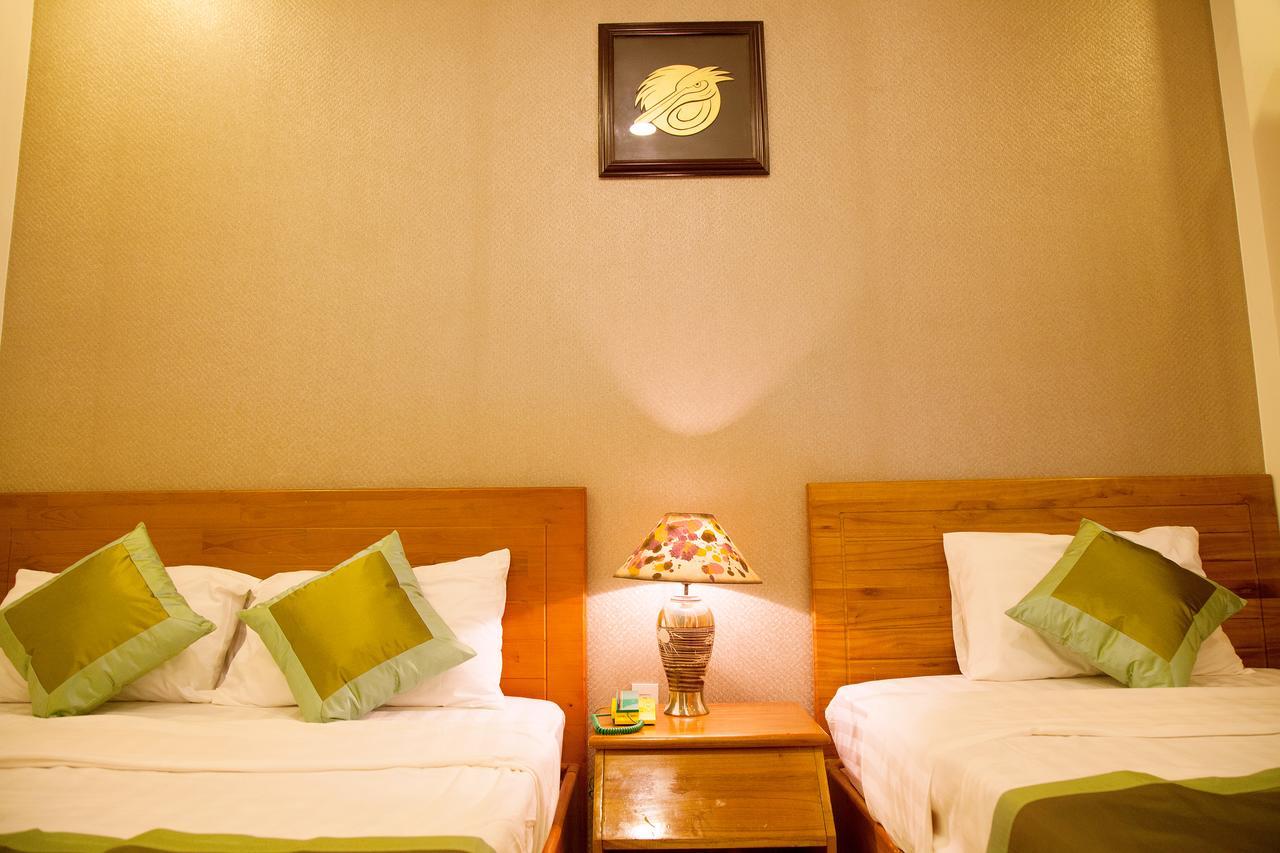 Pelican Nha Trang Hotel Exterior photo