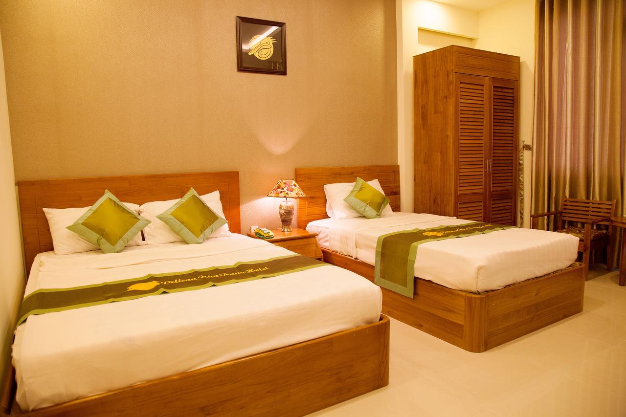 Pelican Nha Trang Hotel Exterior photo