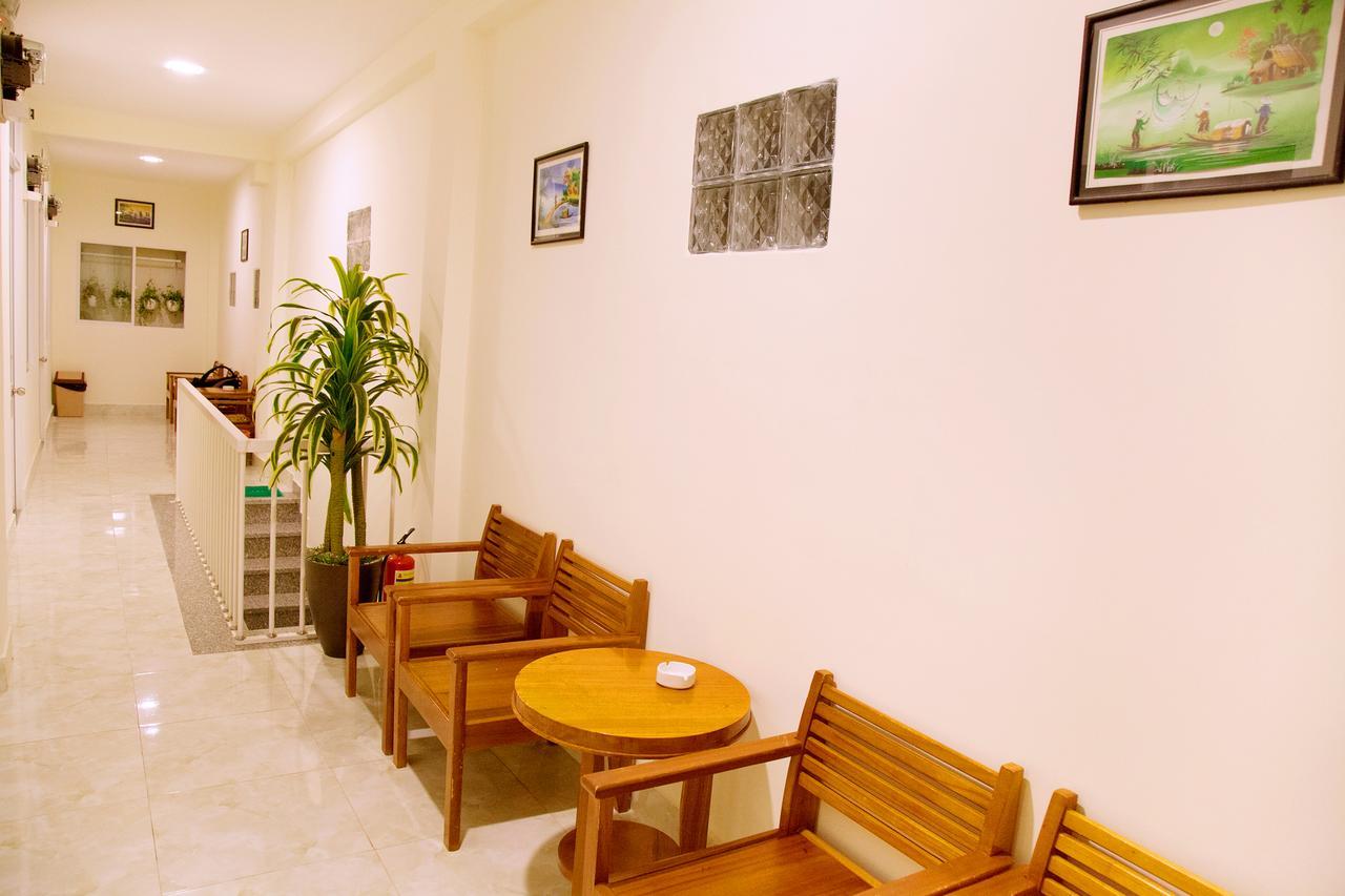 Pelican Nha Trang Hotel Exterior photo