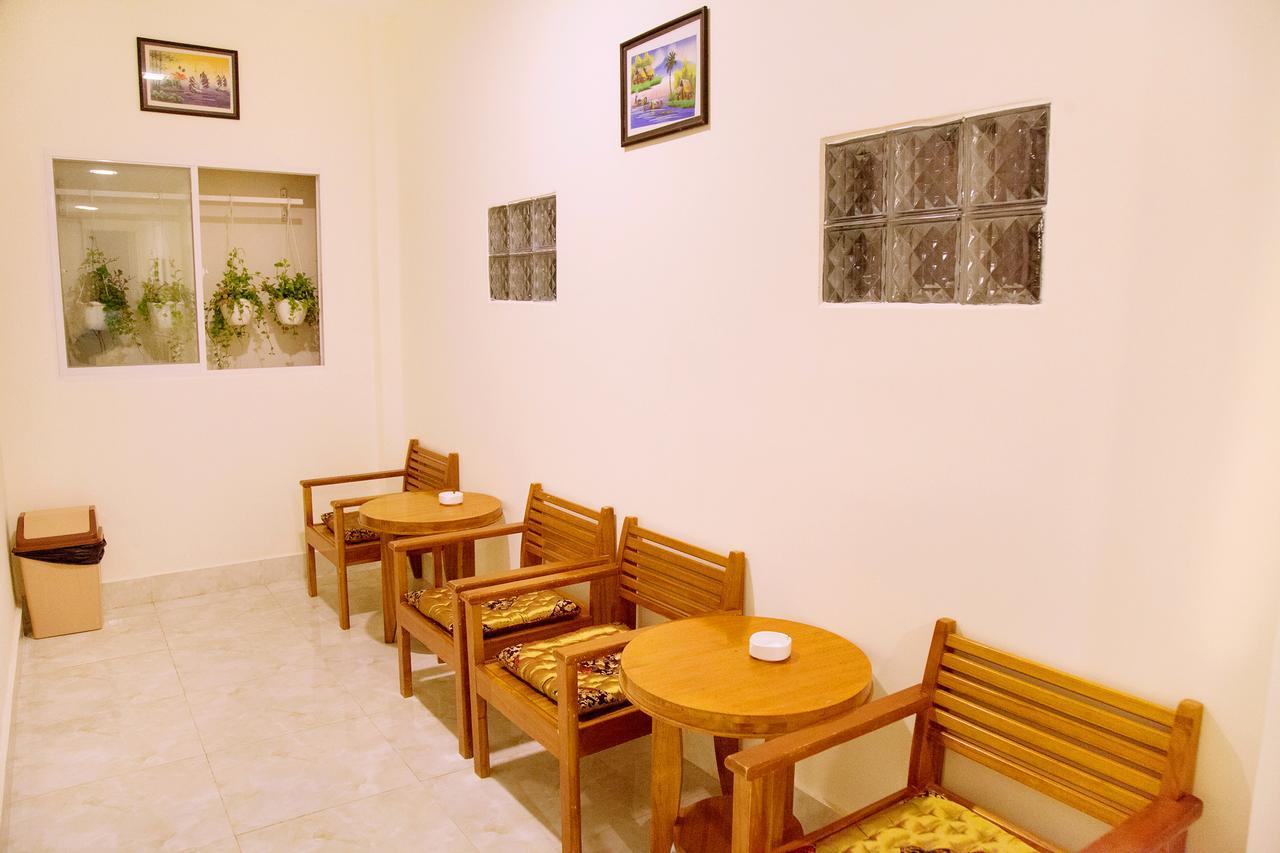 Pelican Nha Trang Hotel Exterior photo