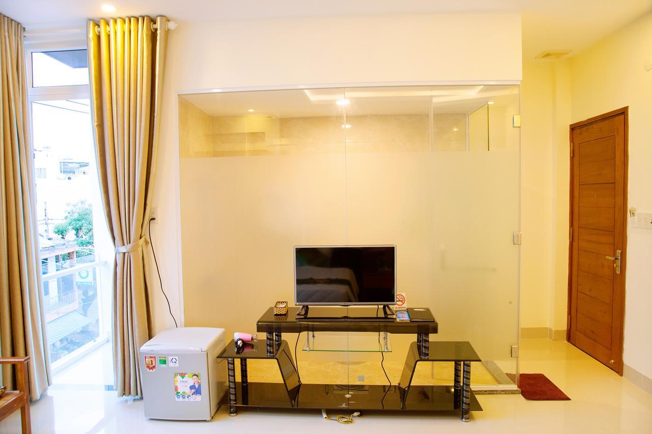 Pelican Nha Trang Hotel Exterior photo