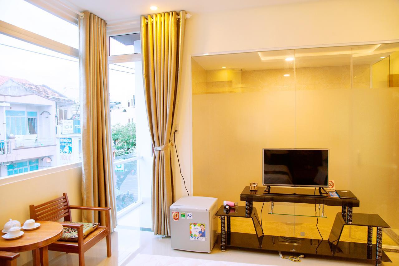 Pelican Nha Trang Hotel Exterior photo